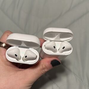 Set of 2 AirPods (Gen 2)